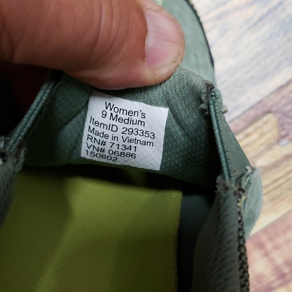 L.L. BEAN WOMENS SLIP ON MOCCASIN HIKERS - Picture 4 of 6